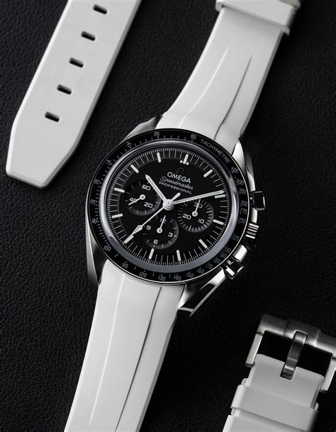 omega speedmaster moonwatch rubber strap|Omega Speedmaster lug width.